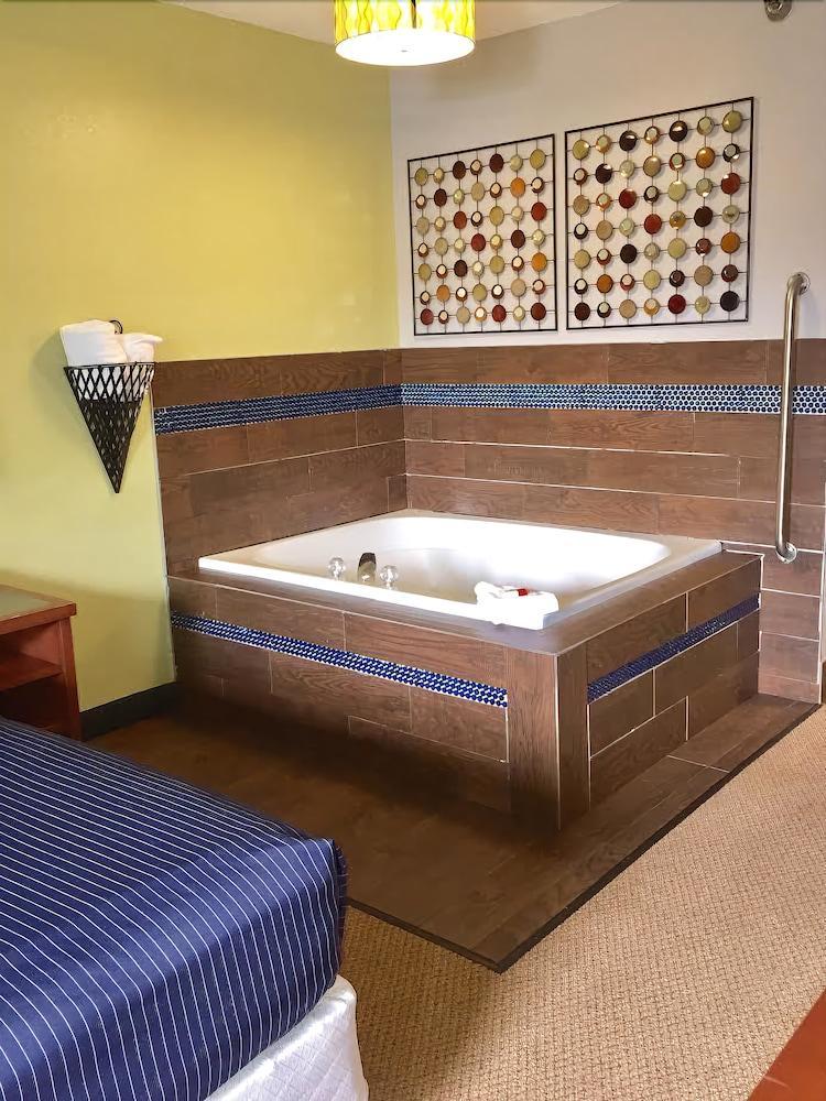 Days Inn By Wyndham Great Lakes Naval Base North Chicago Dış mekan fotoğraf