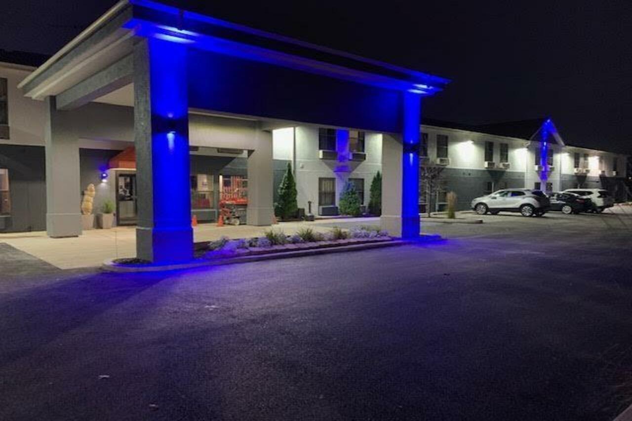 Days Inn By Wyndham Great Lakes Naval Base North Chicago Dış mekan fotoğraf