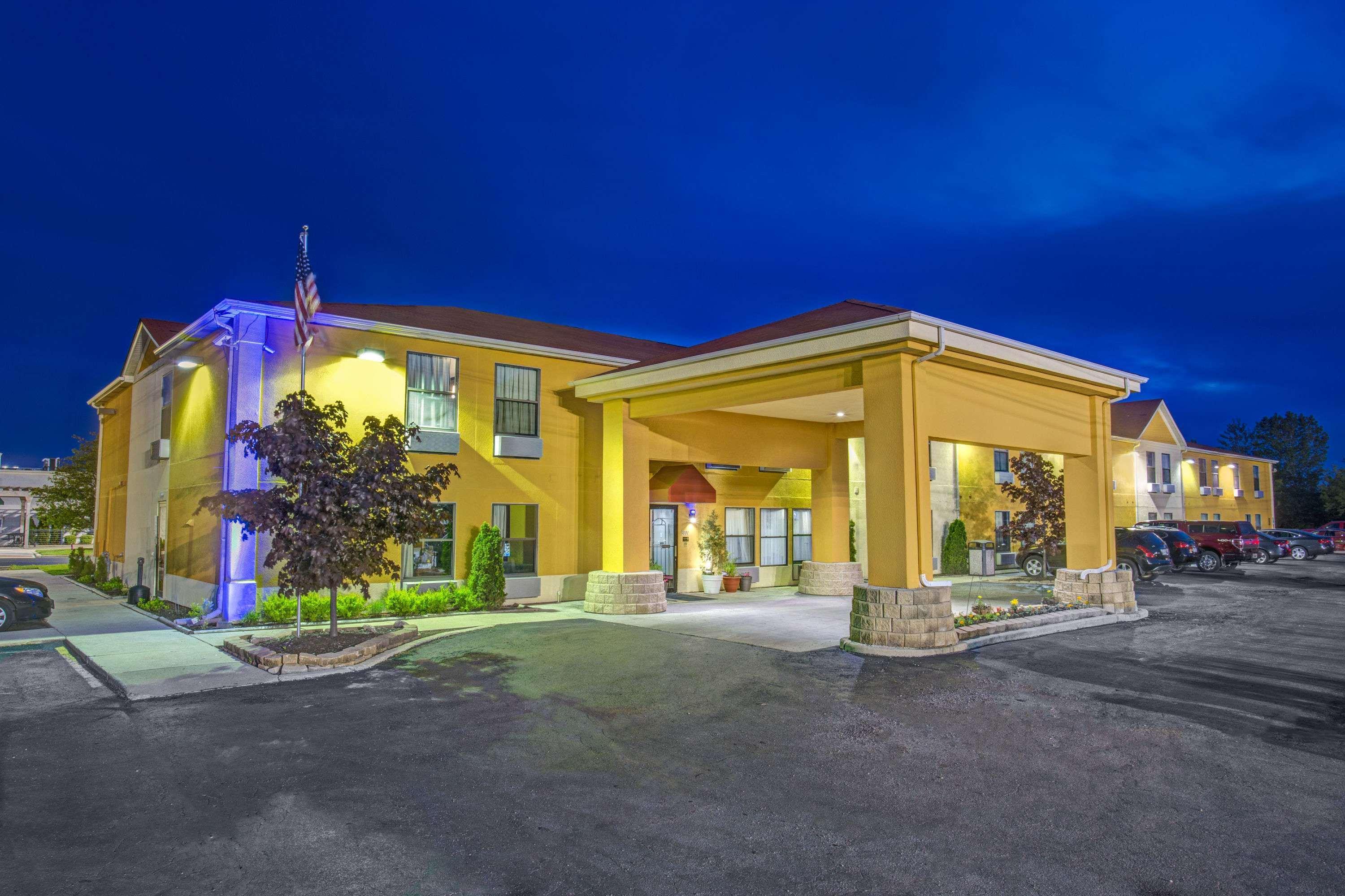 Days Inn By Wyndham Great Lakes Naval Base North Chicago Dış mekan fotoğraf