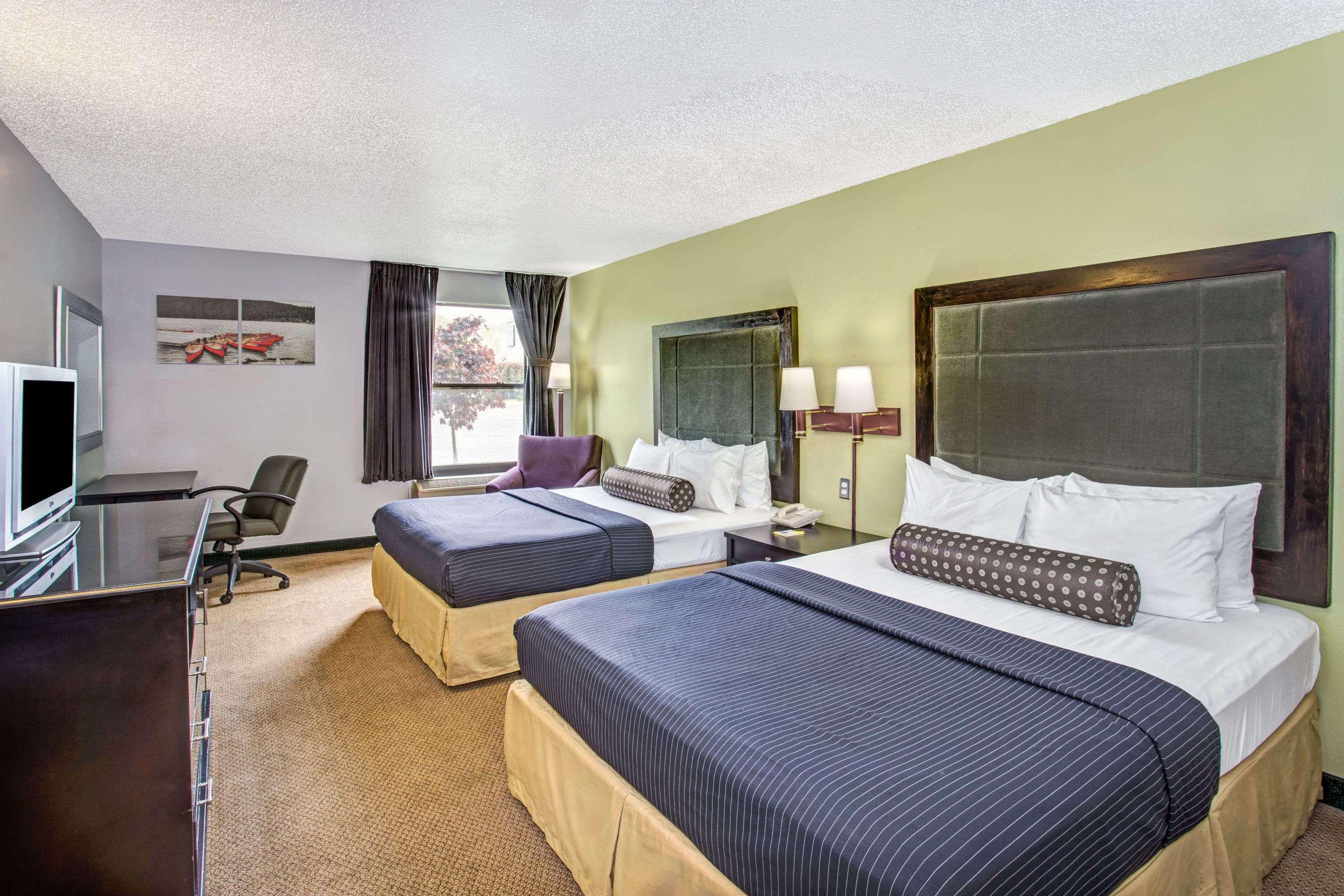Days Inn By Wyndham Great Lakes Naval Base North Chicago Dış mekan fotoğraf