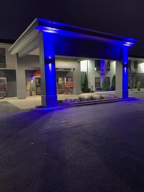 Days Inn By Wyndham Great Lakes Naval Base North Chicago Dış mekan fotoğraf